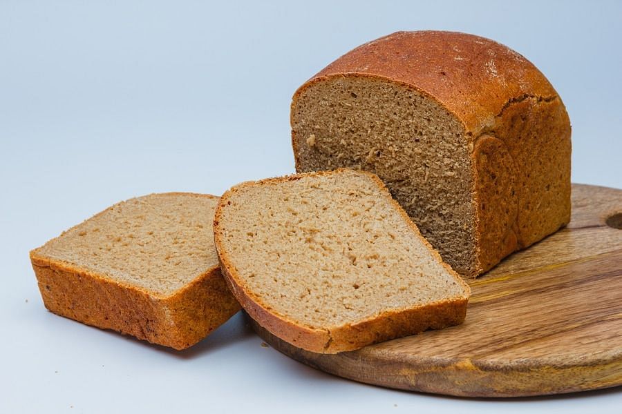 Bread (Image via Freepik)