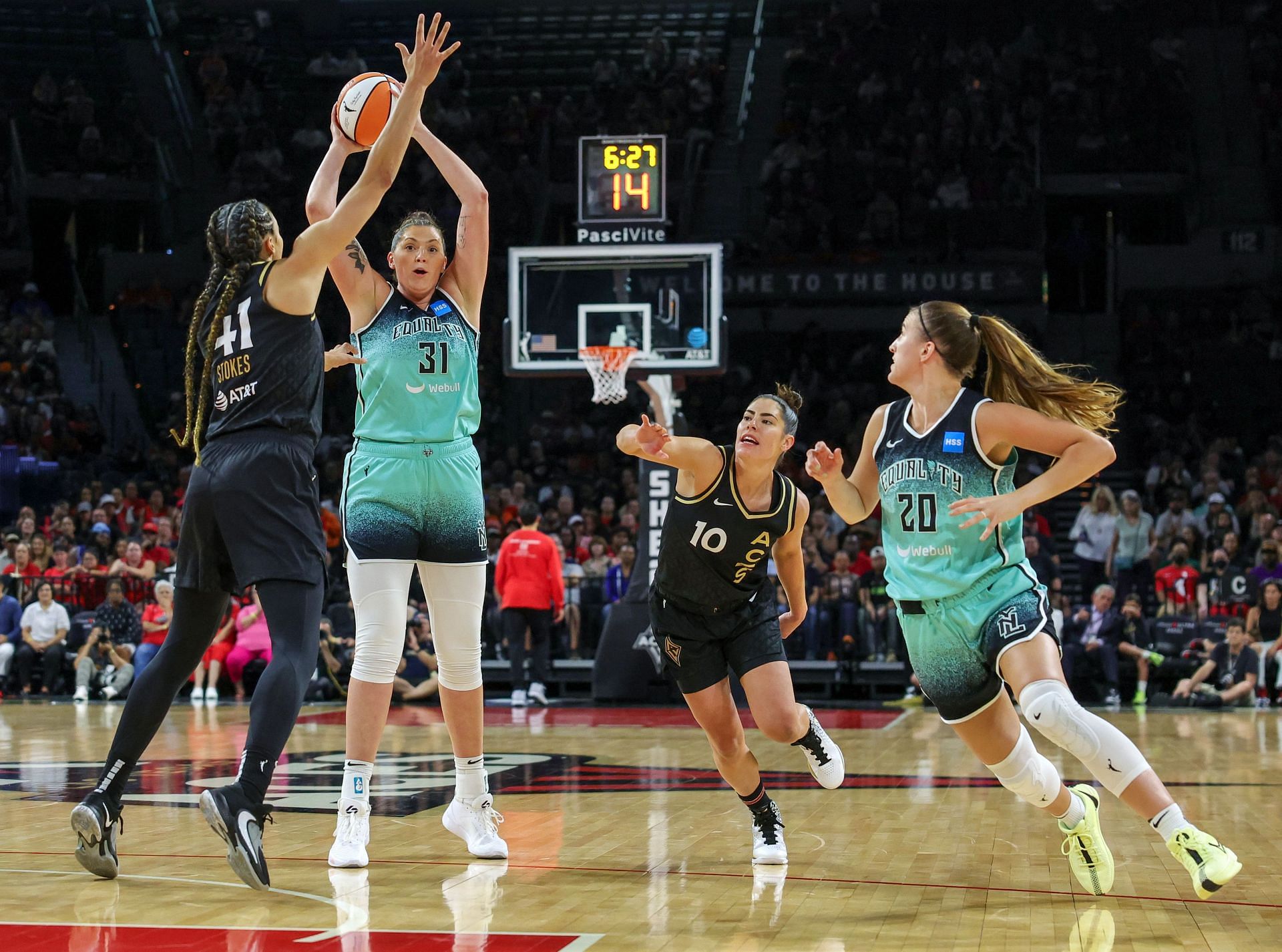 Las Vegas Aces at New York Liberty Game 3 odds, picks and predictions