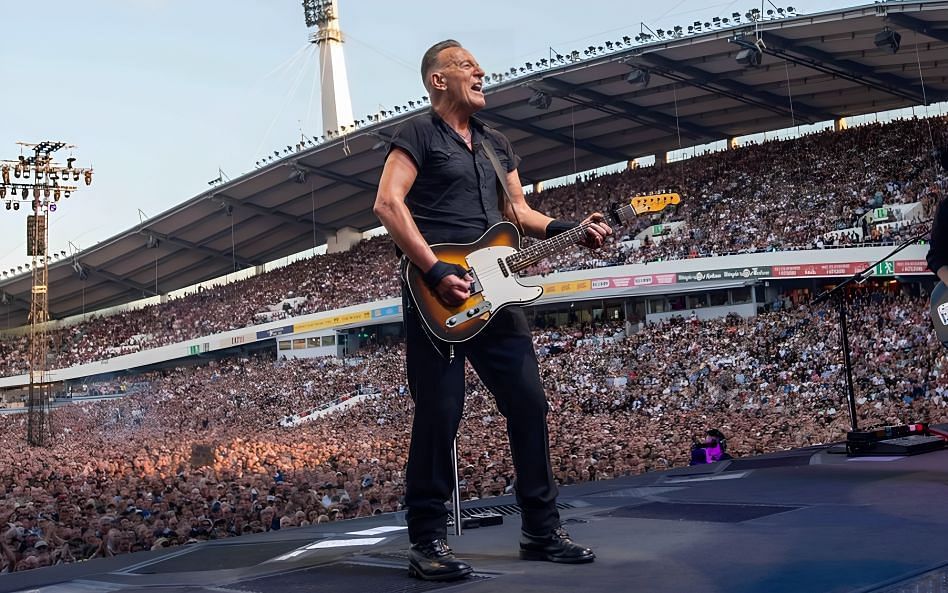  Bruce Springsteen 