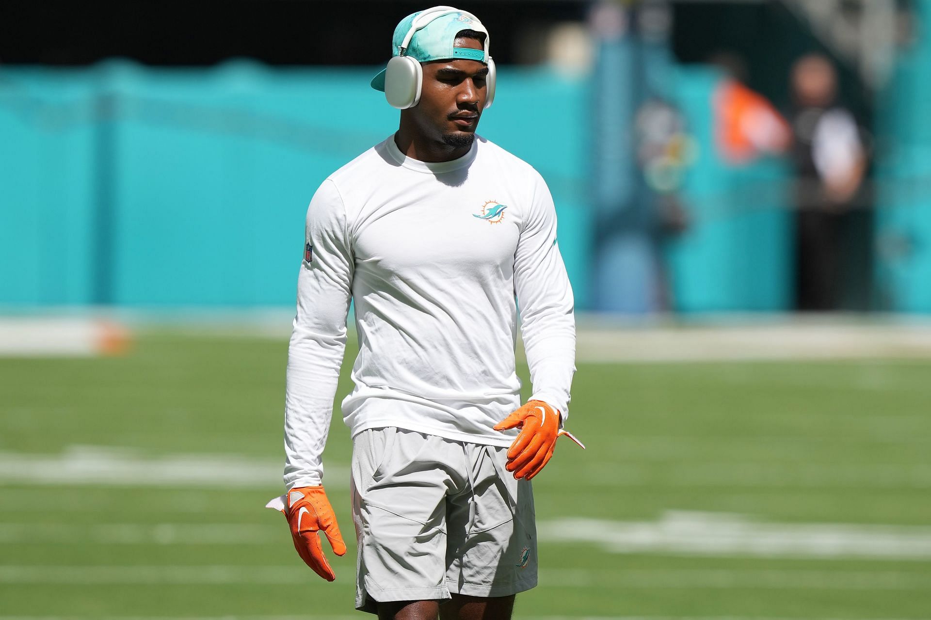 Jaylen Waddle injury: Dolphins WRs to pick up, add off fantasy