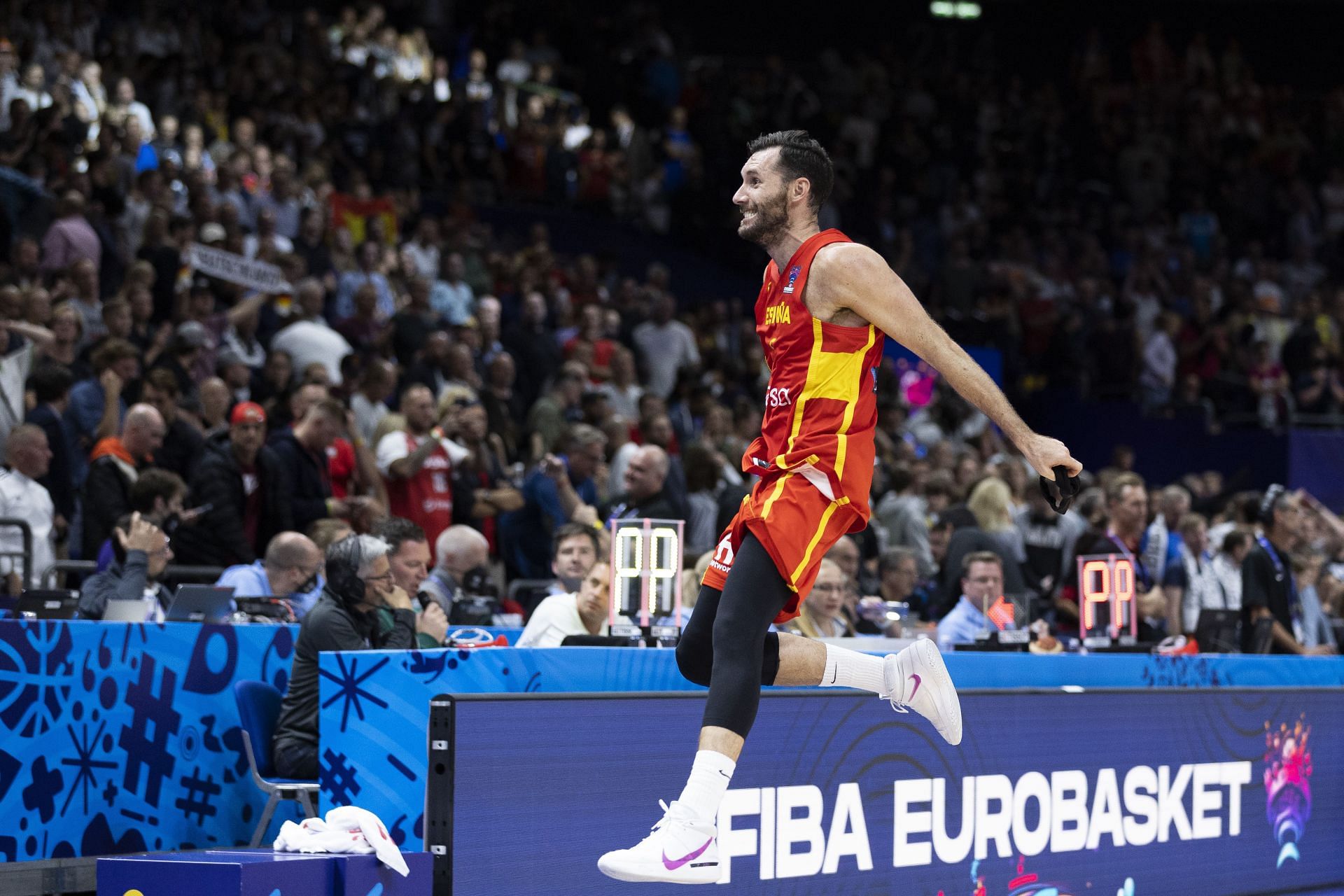 Rudy Fernandez in action for Spain