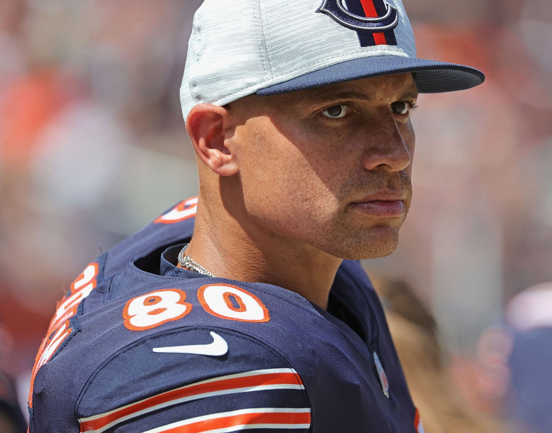 Chicago Bears players gather on the field before an NFL football game  against the Seattle Seahawks in Chicago, Sunday, Dec. 18, 2011. (AP  Photo/Kiichiro Sato Stock Photo - Alamy