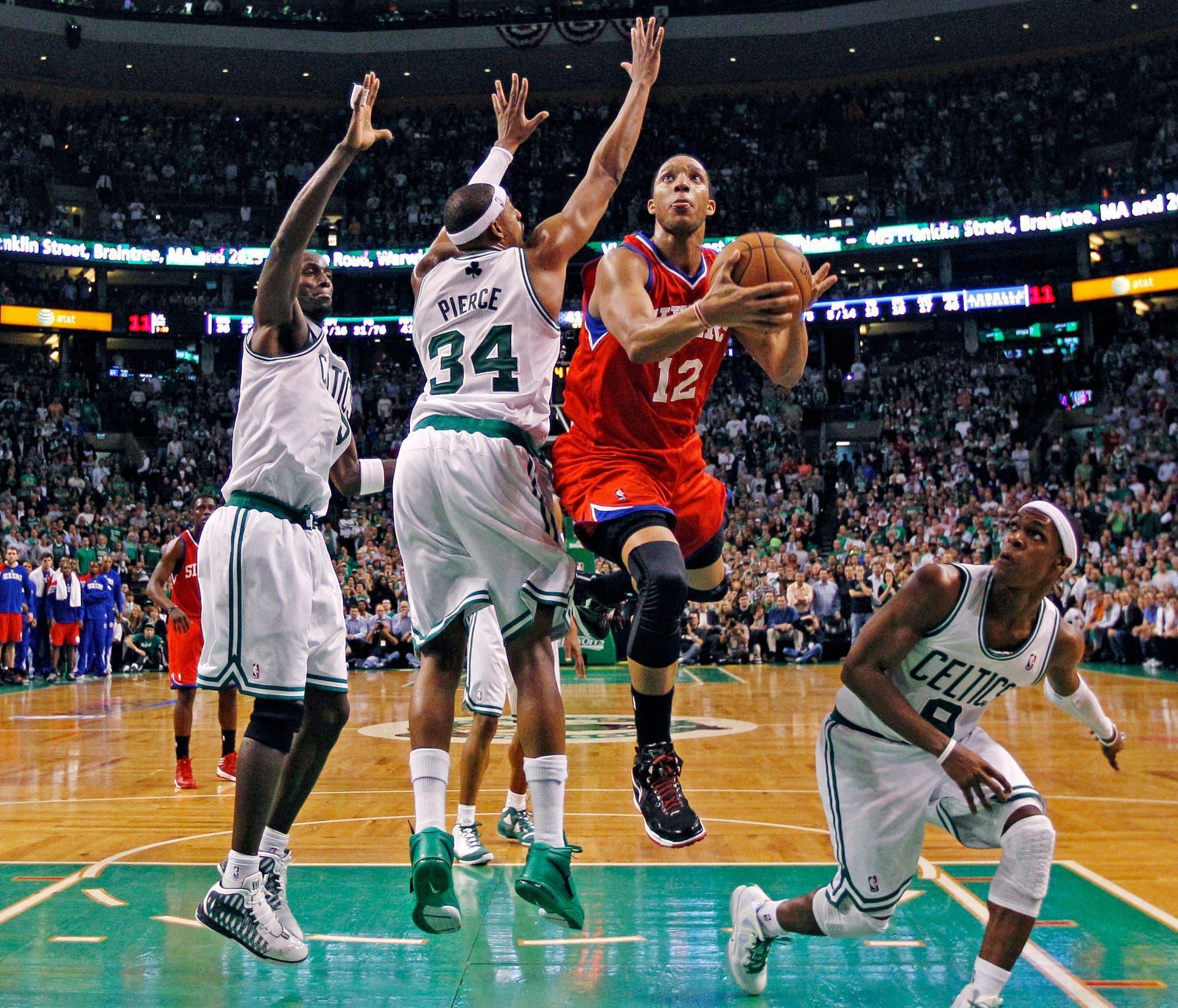 Former Philadelphia 76ers wing Evan Turner (#12)