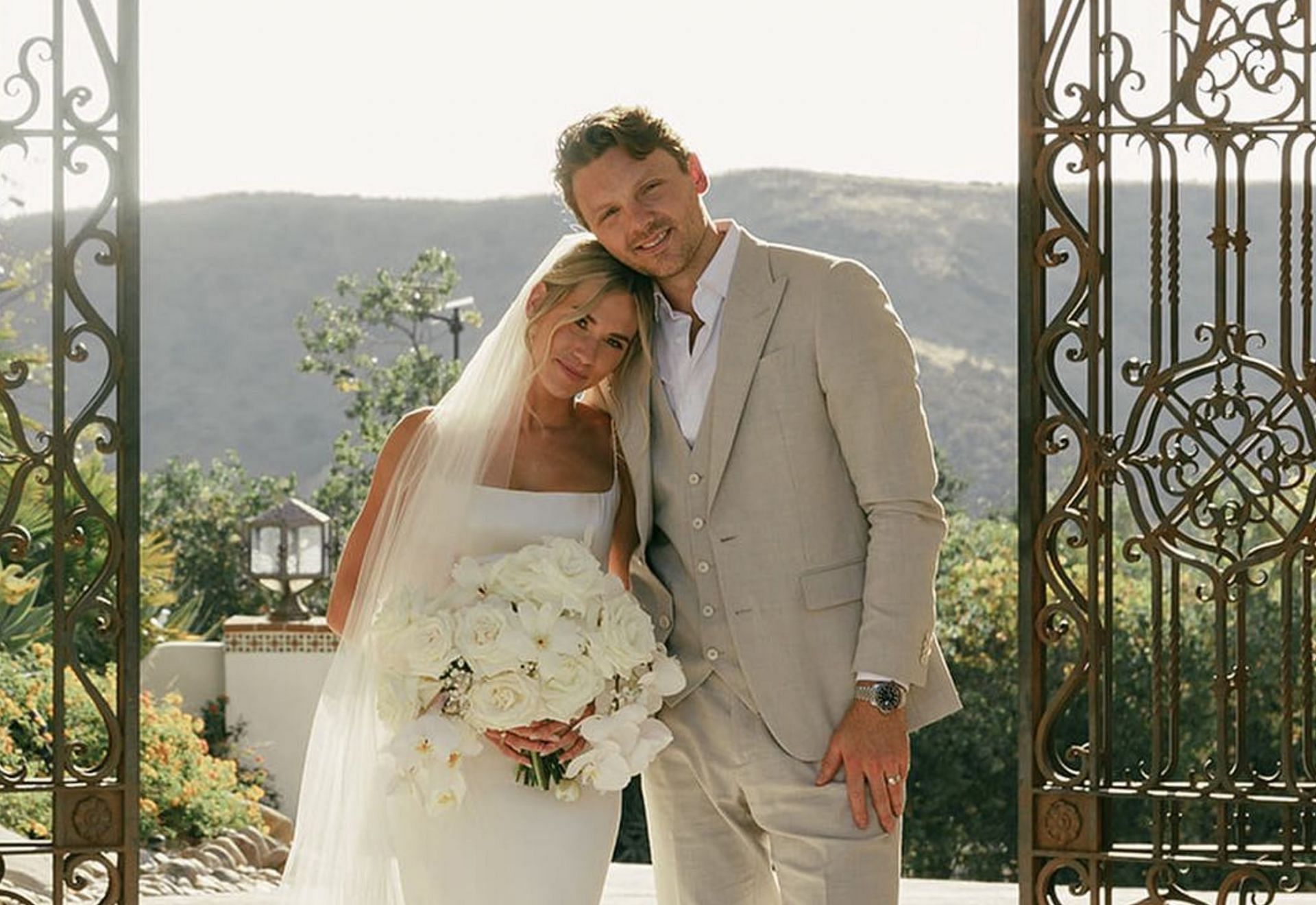 Sam Reinhart marries girlfriend Jessica Reinhart in mesmerizing SoCal mountain location