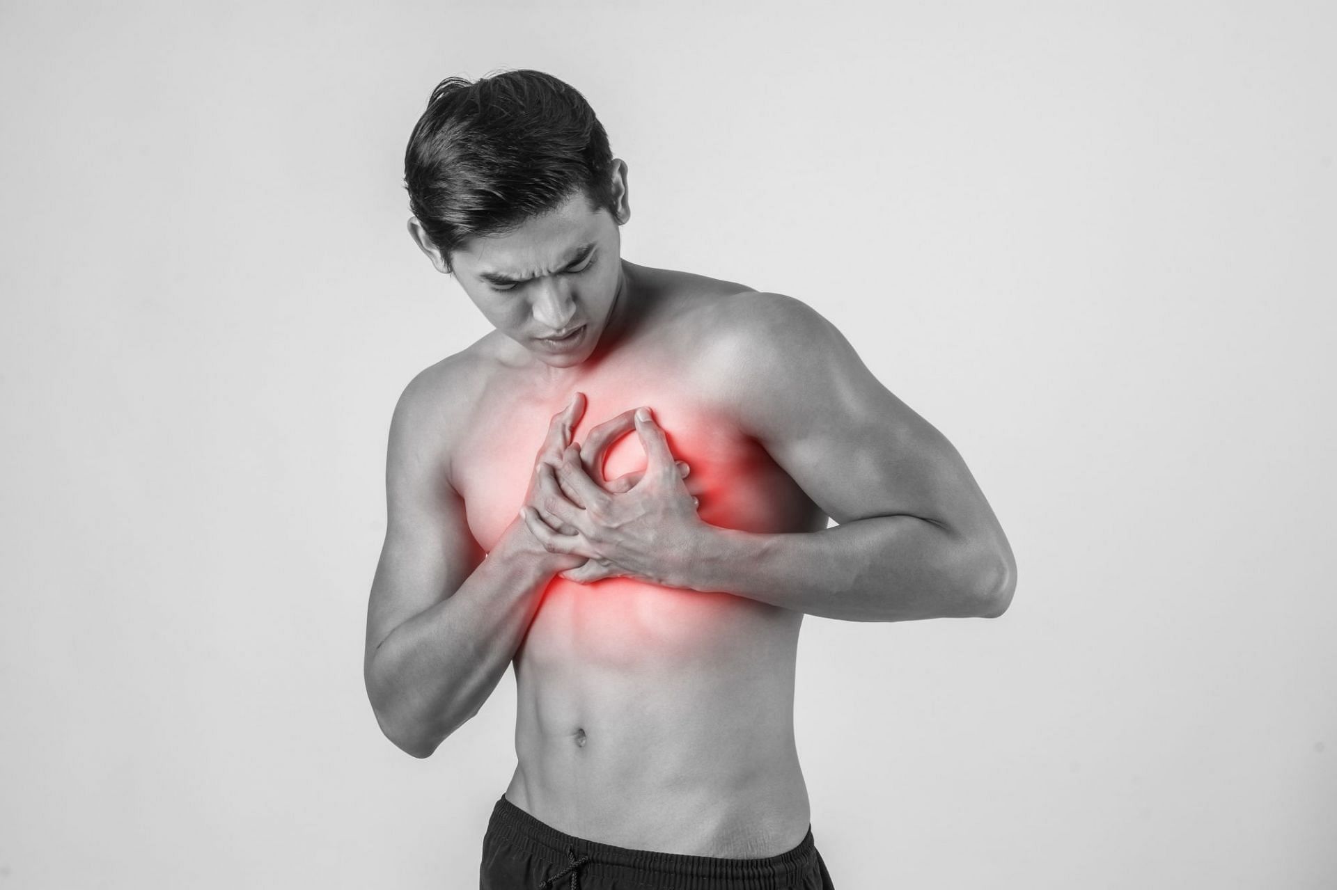 Signs of Heart attack can be observed a day before (Image by jcomp on Freepik)