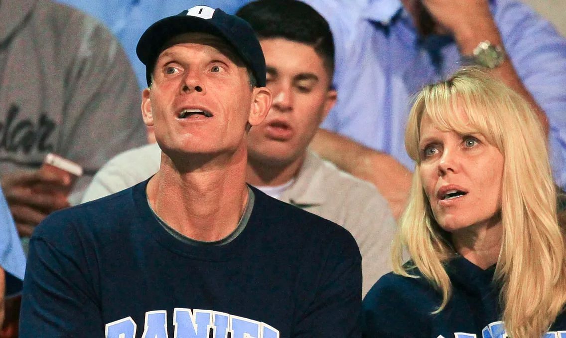 Who is Brent Venables' wife, Julie Venables? Taking a closer look at ...