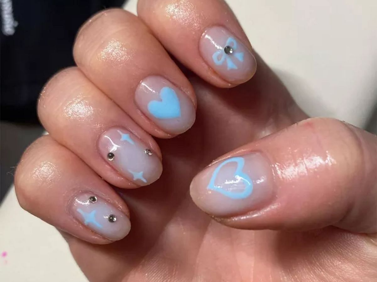 Sabrina Carpenter&#039;s &#039;Doodle nails&rsquo; (Image via Sportskeeda)