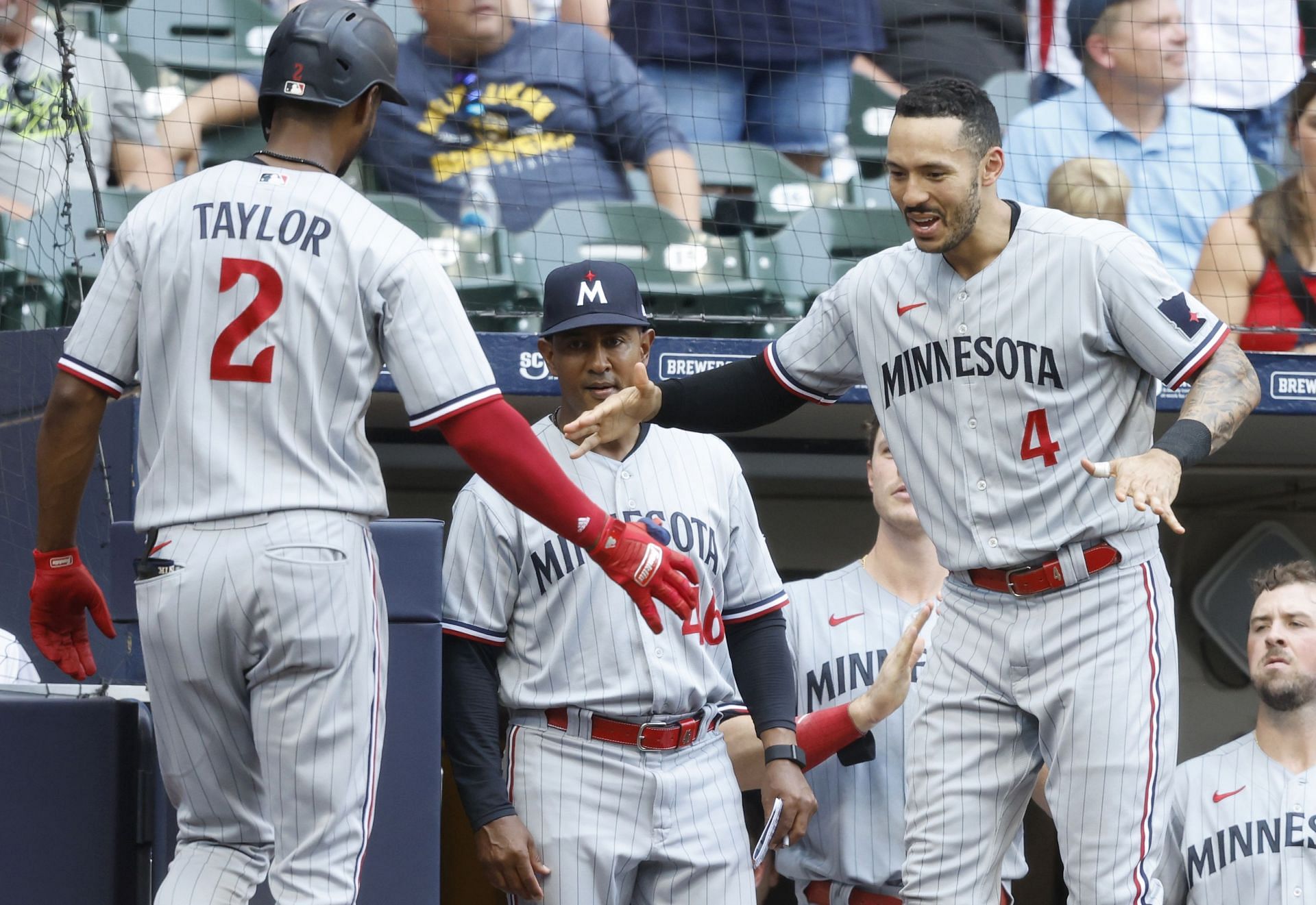 Twins Brewers Baseball