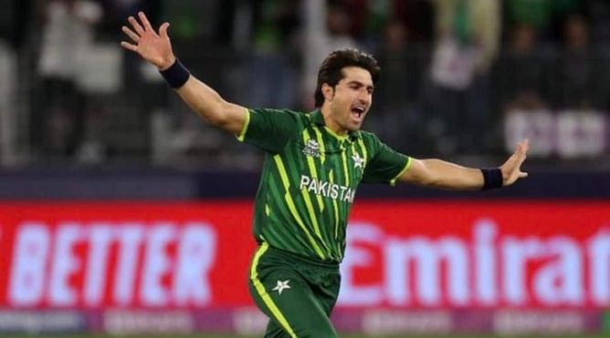 3 bowlers who can replace Shaheen Afridi if he’s not fit for India vs Pakistan match ft. Mohammad Wasim Jnr