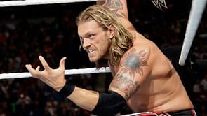 WWE Hall of Famer shares throwback video of almost getting cut in half by Edge 17 years ago