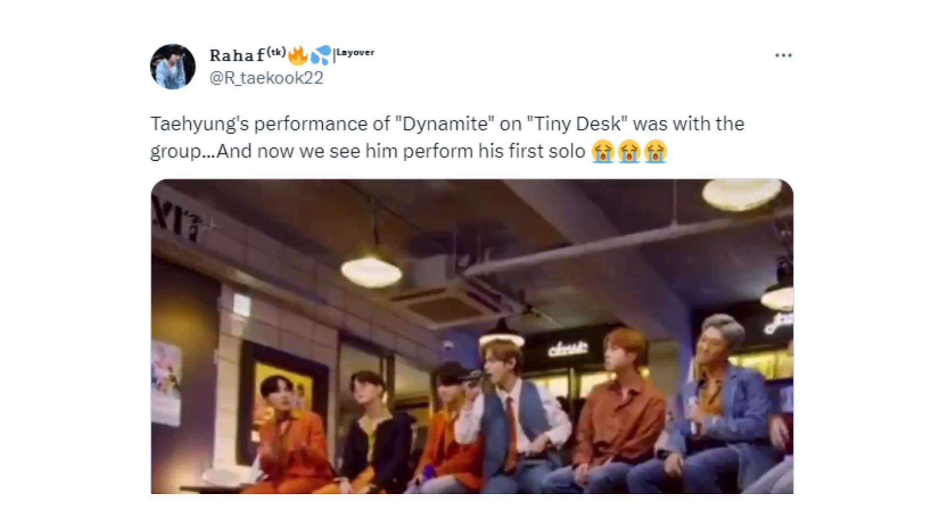 Taehyung might be the first guest to perform on Tiny Desk Korea (Image via Twitter/@R_taekook22)