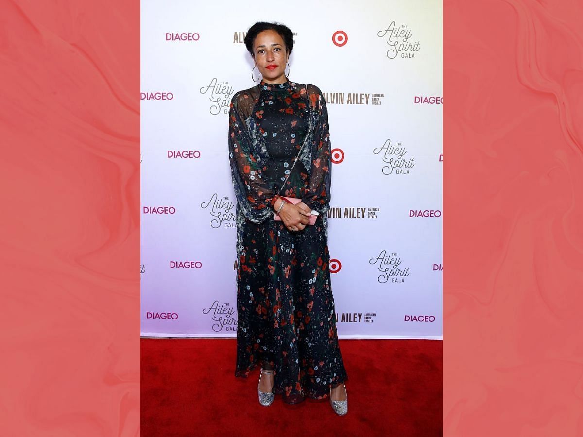 Zadie Smith in Floral elegance at Alvin Ailey Spirit Gala (Image via Getty)