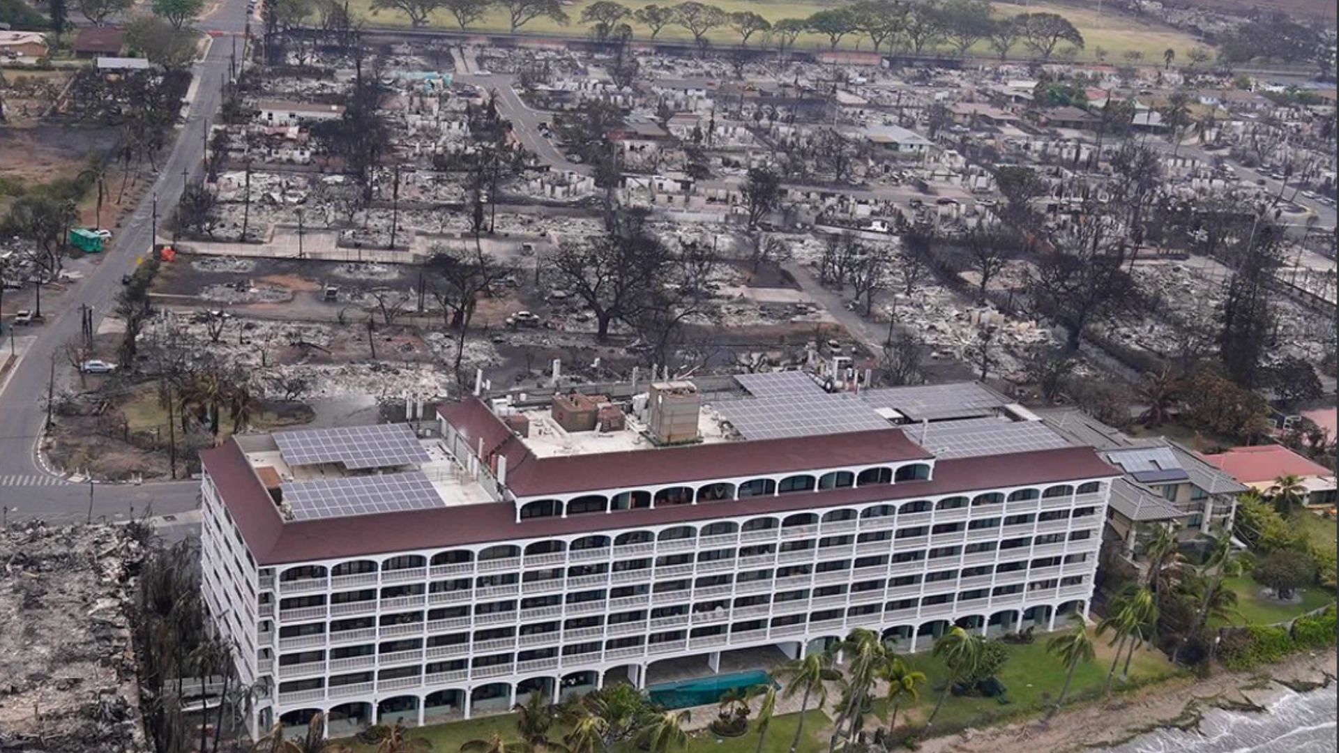Did the Lahaina Shores Beach Resort burn down? (Image via AP)