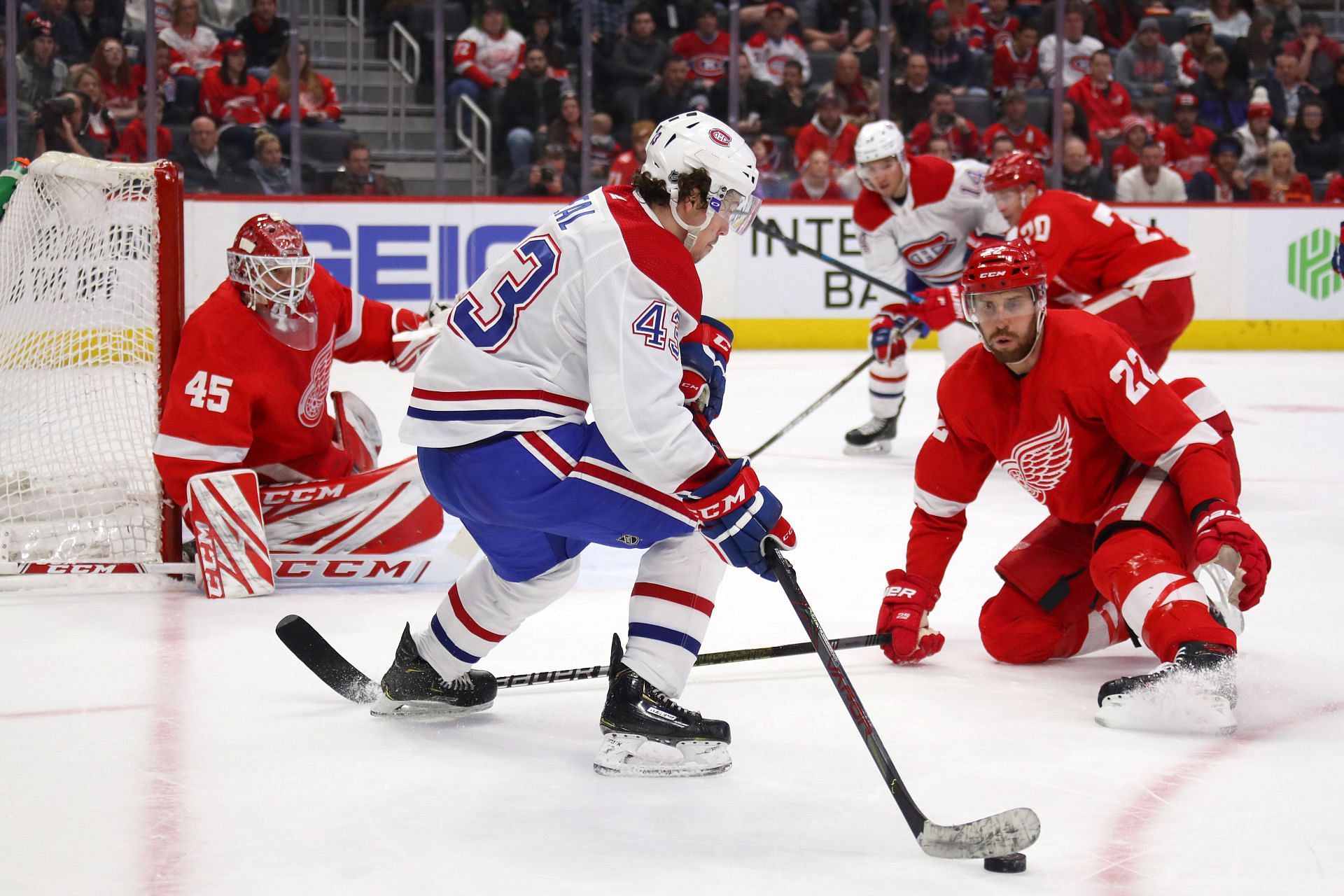 Which Detroit Red Wings players have also played for Montreal