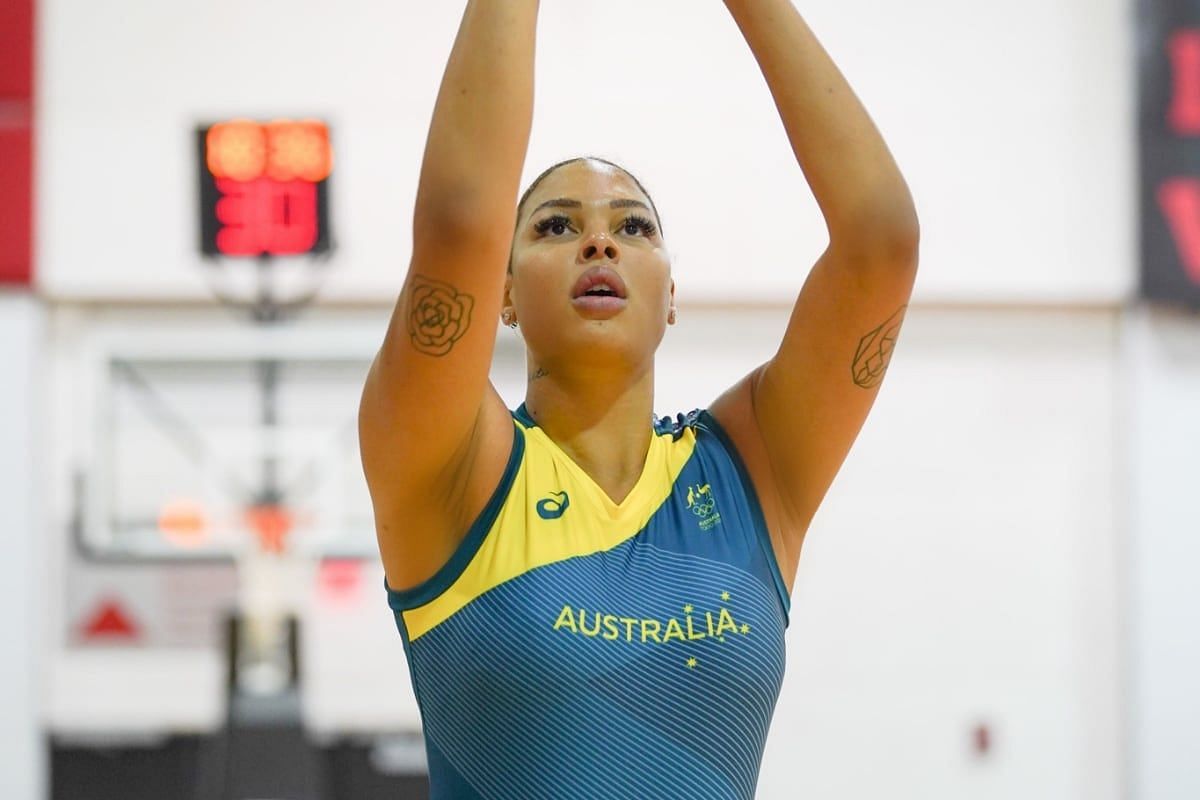 Taking a look at Liz Cambage