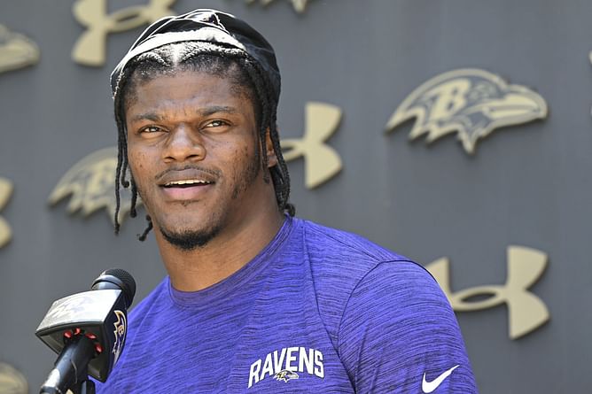 Frustrated Lamar Jackson ‘threw his helmet to the ground’ after poor day at Ravens training camp: Report