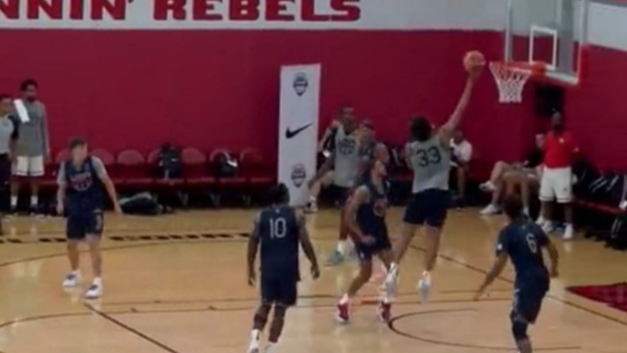 Team USA Select (Gray) against Team USA (Blue) during training camp in preparation for 2023 FIBA World Cup.