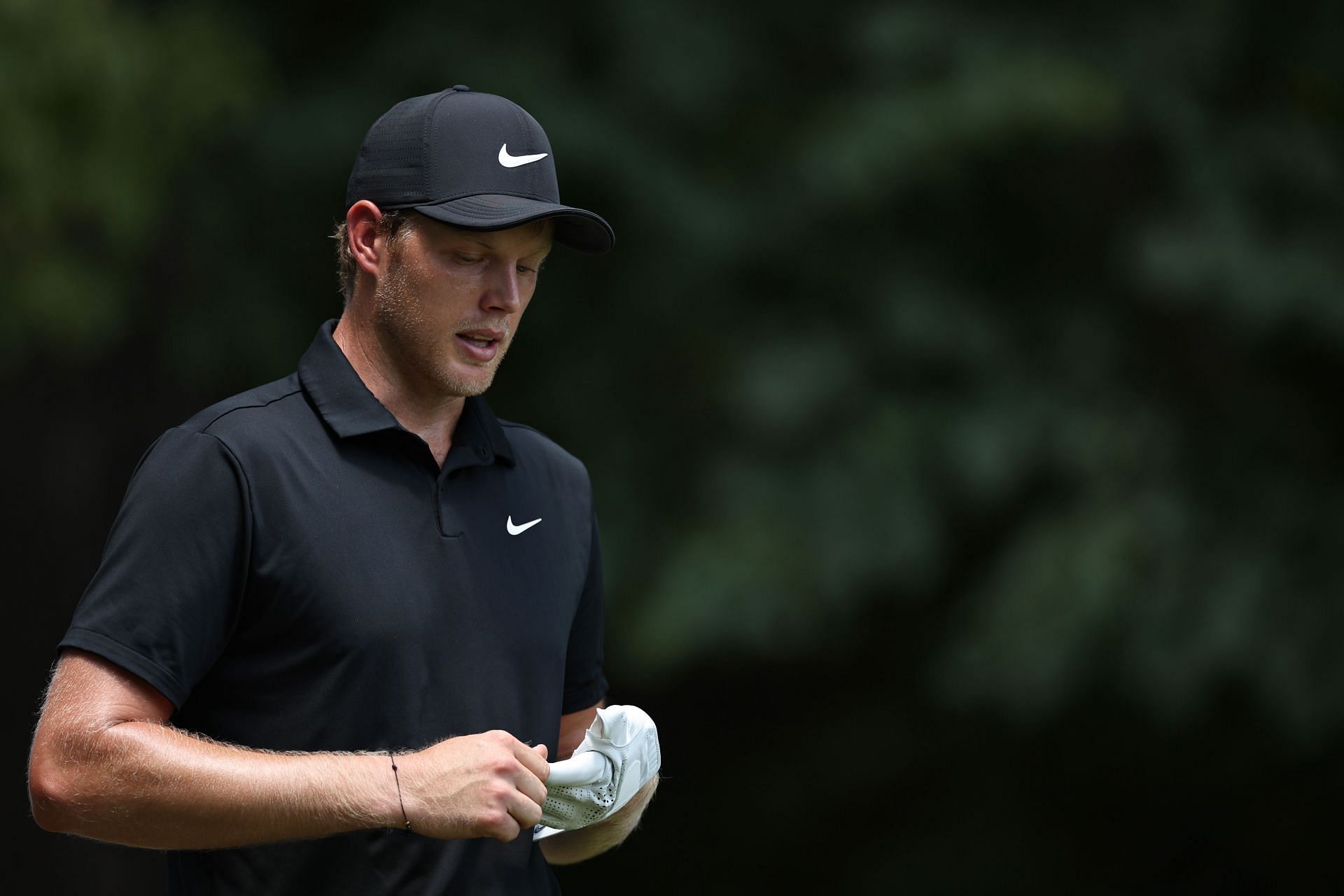 Cameron Davis plays his shot from the first tee during the final round of the Wyndham Championship