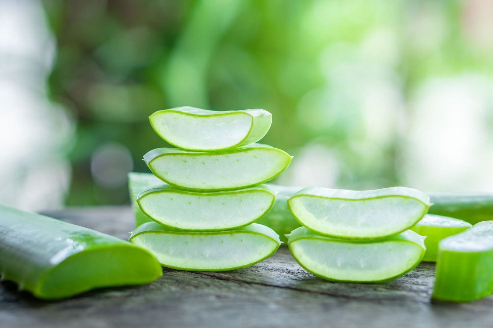 Aloe vera for sunburn (Image via Getty Images)