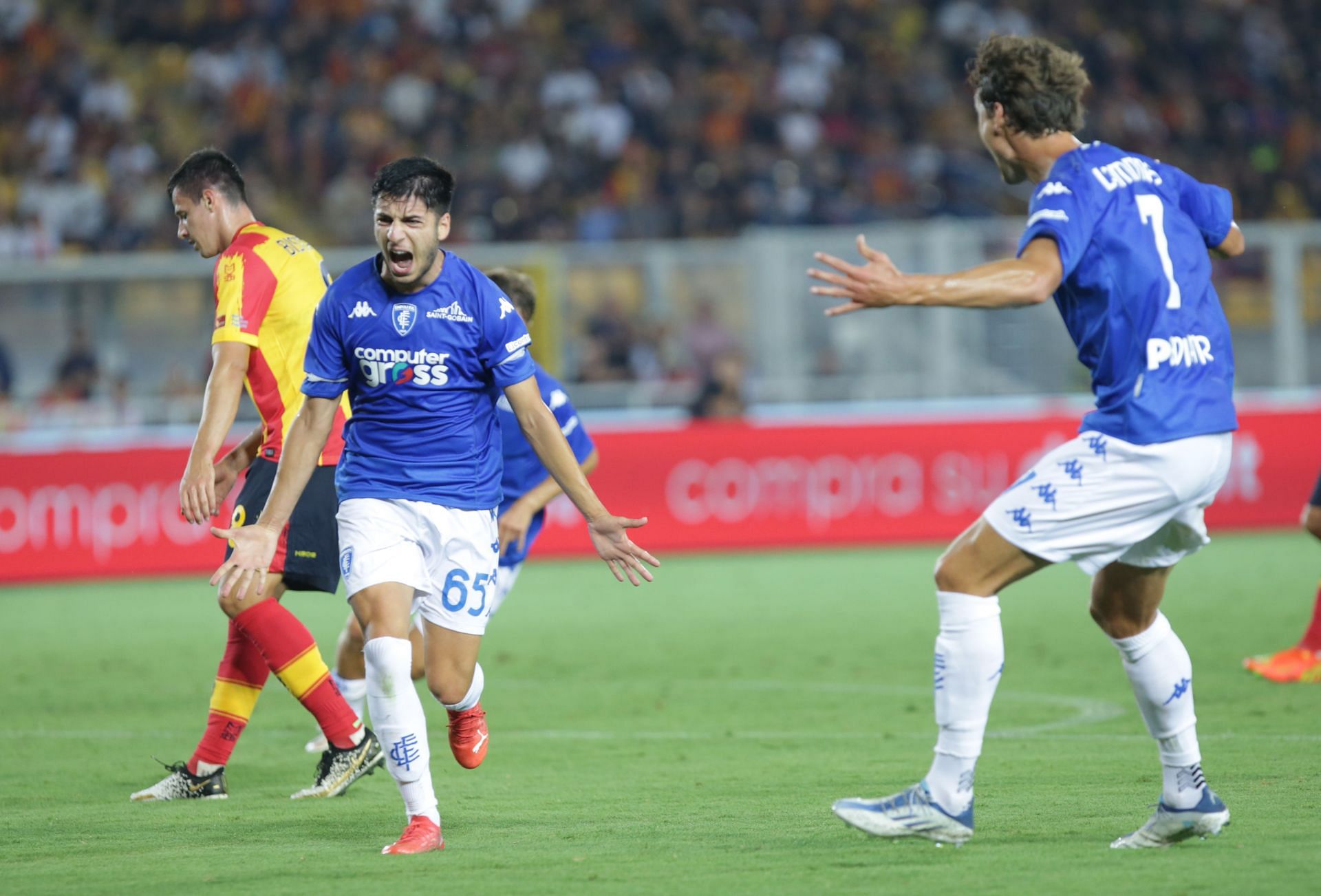 Futebol Italiano Serie B Combina Como Cittadella Vs Spal Foto Editorial -  Imagem de jogador, futebol: 248082236