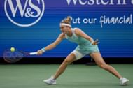 Marie Bouzkova at the 2023 Western & Southern Open.