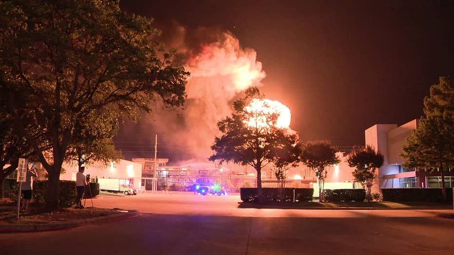 Details revealed about the Sherwin Williams paint plant explosion as the fire leaves one employee injured. (Image via Fox4)