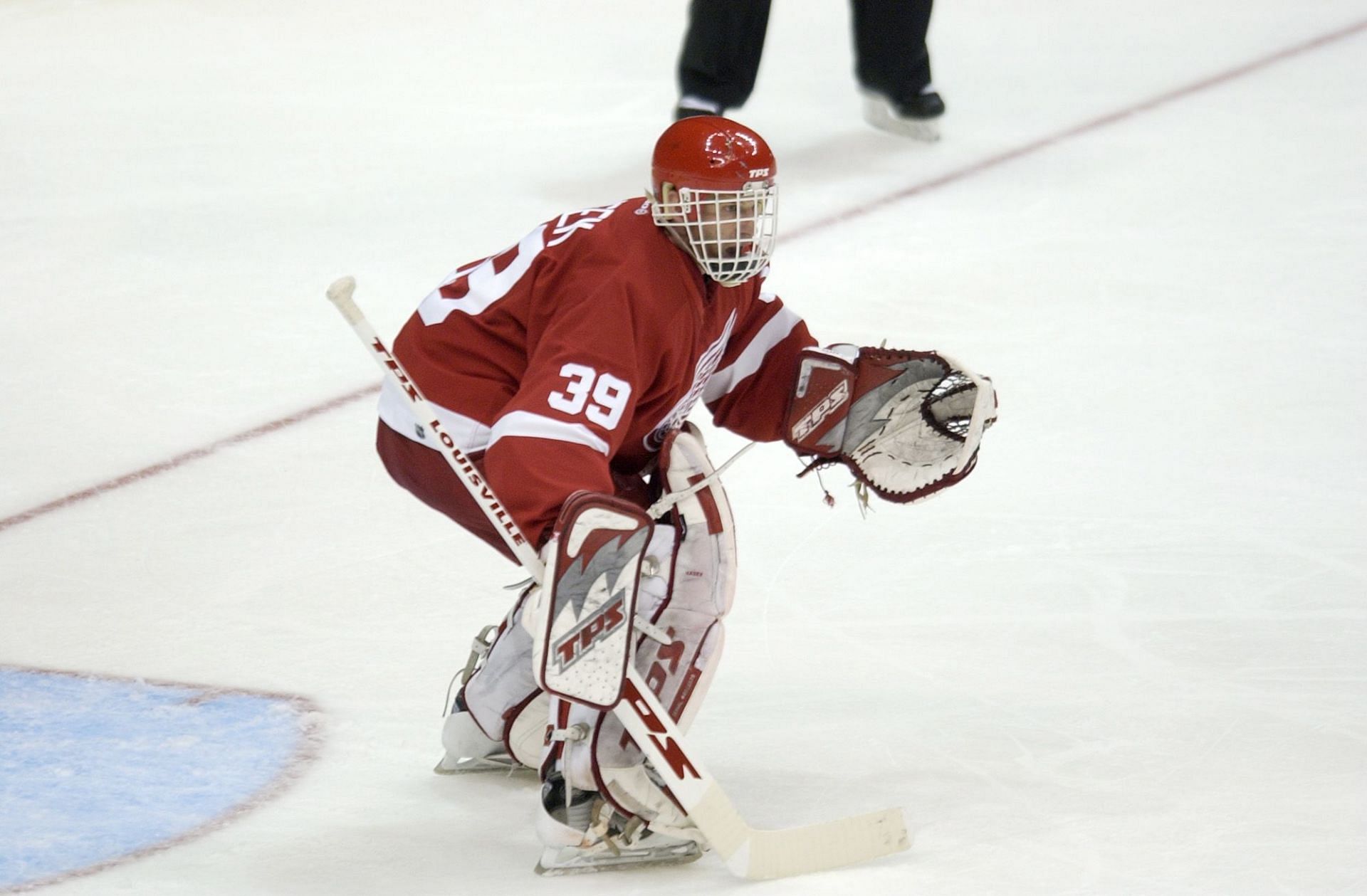 #39 Dominik Hasek