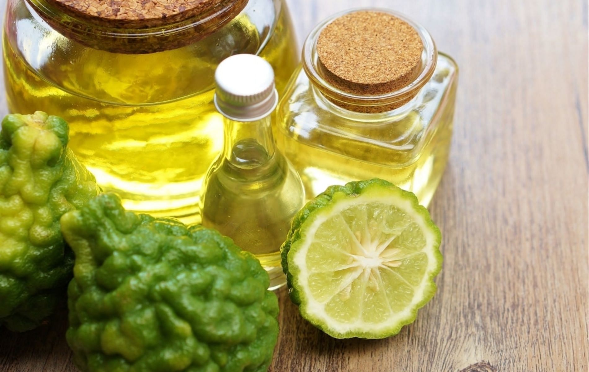 Bergamot oil is a refreshing way to get rid of nose congestion (Image via Shutterstock)