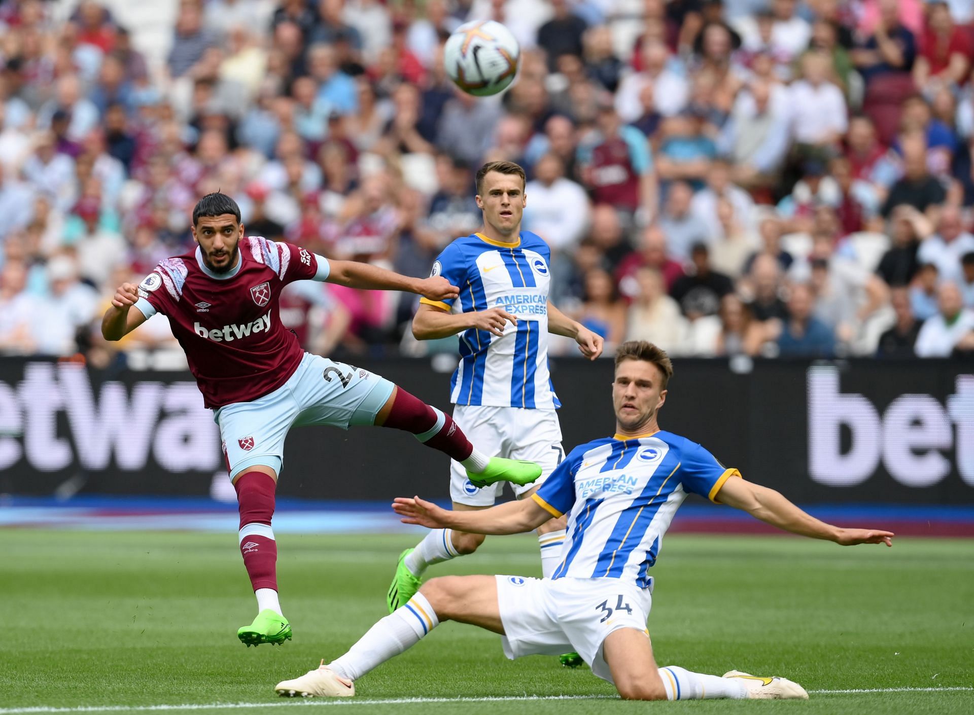 West Ham ends Brighton's perfect record in EPL