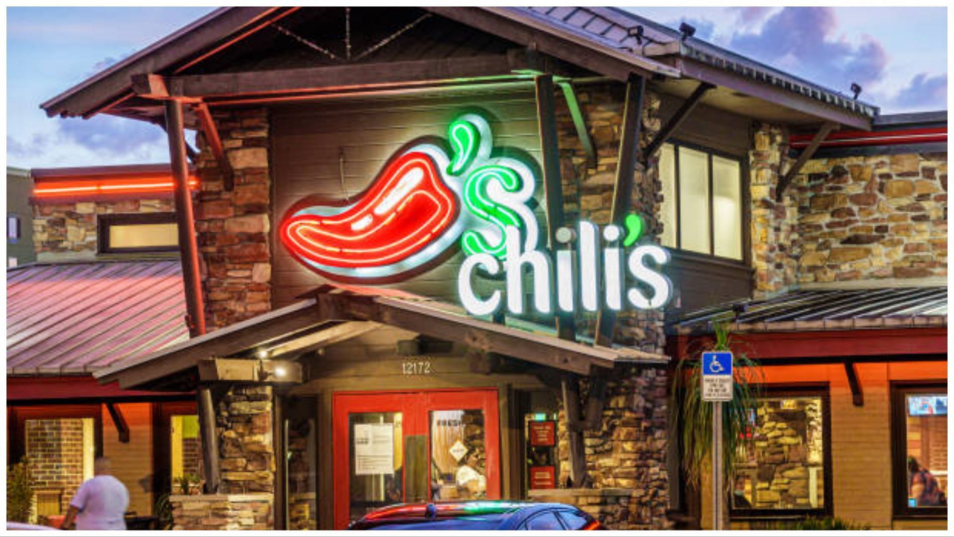 Chili&#039;s is a very popular fast food restaurant (Image via Getty Images)