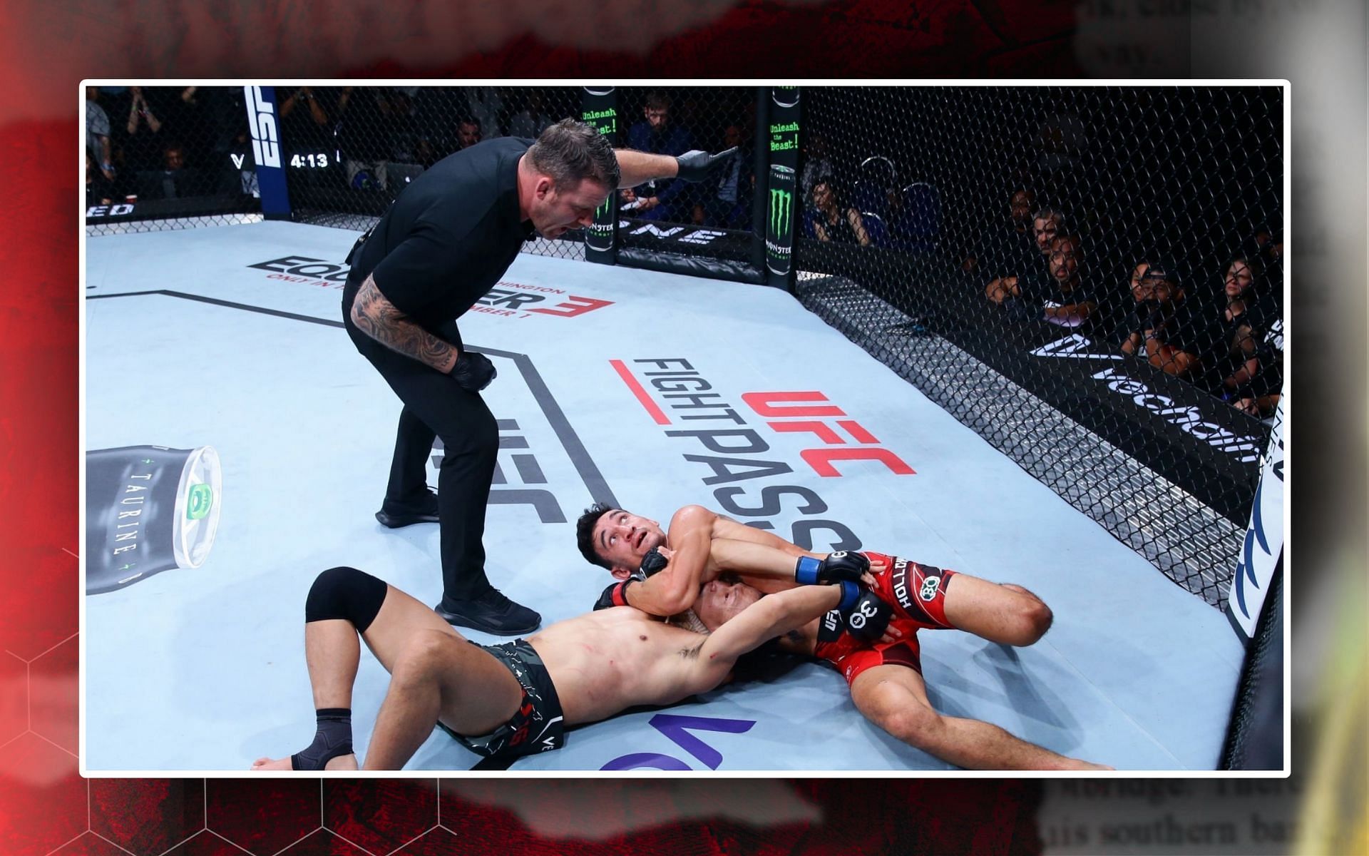 Max Holloway chokes The Korean Zombie. [Image credits: @HollowayMMA on Twitter]