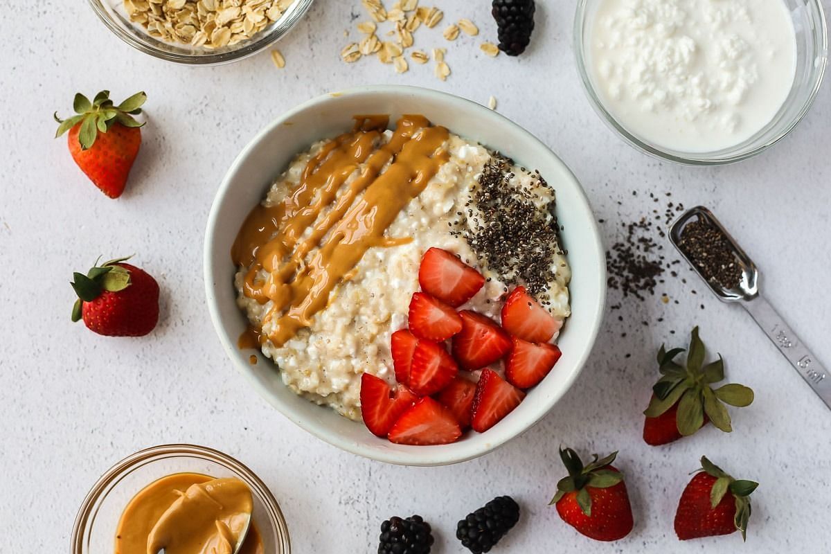 Oatmeal (Image via Getty Images)