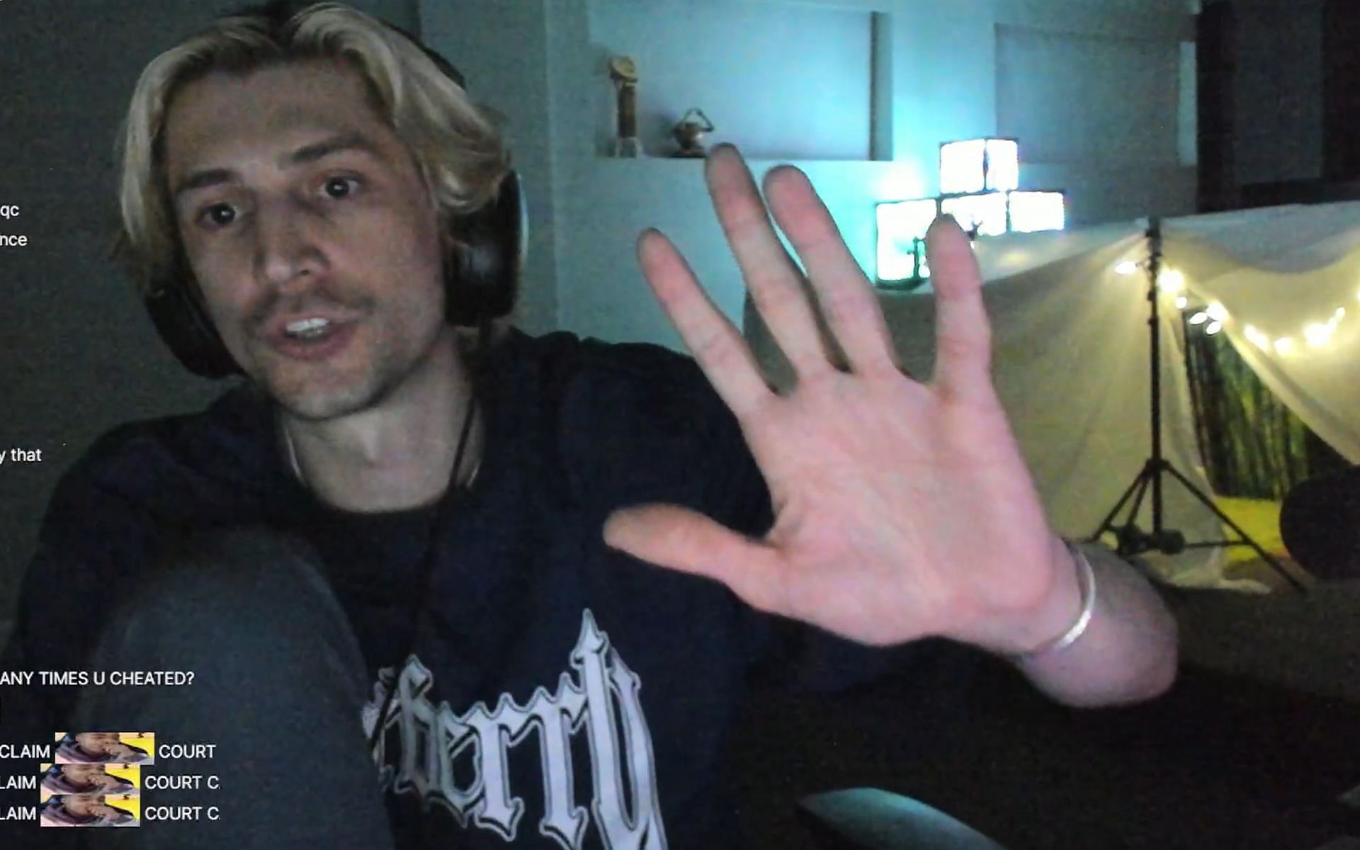xQc responds to physical abuse allegations (Image via xQc/Twitch)