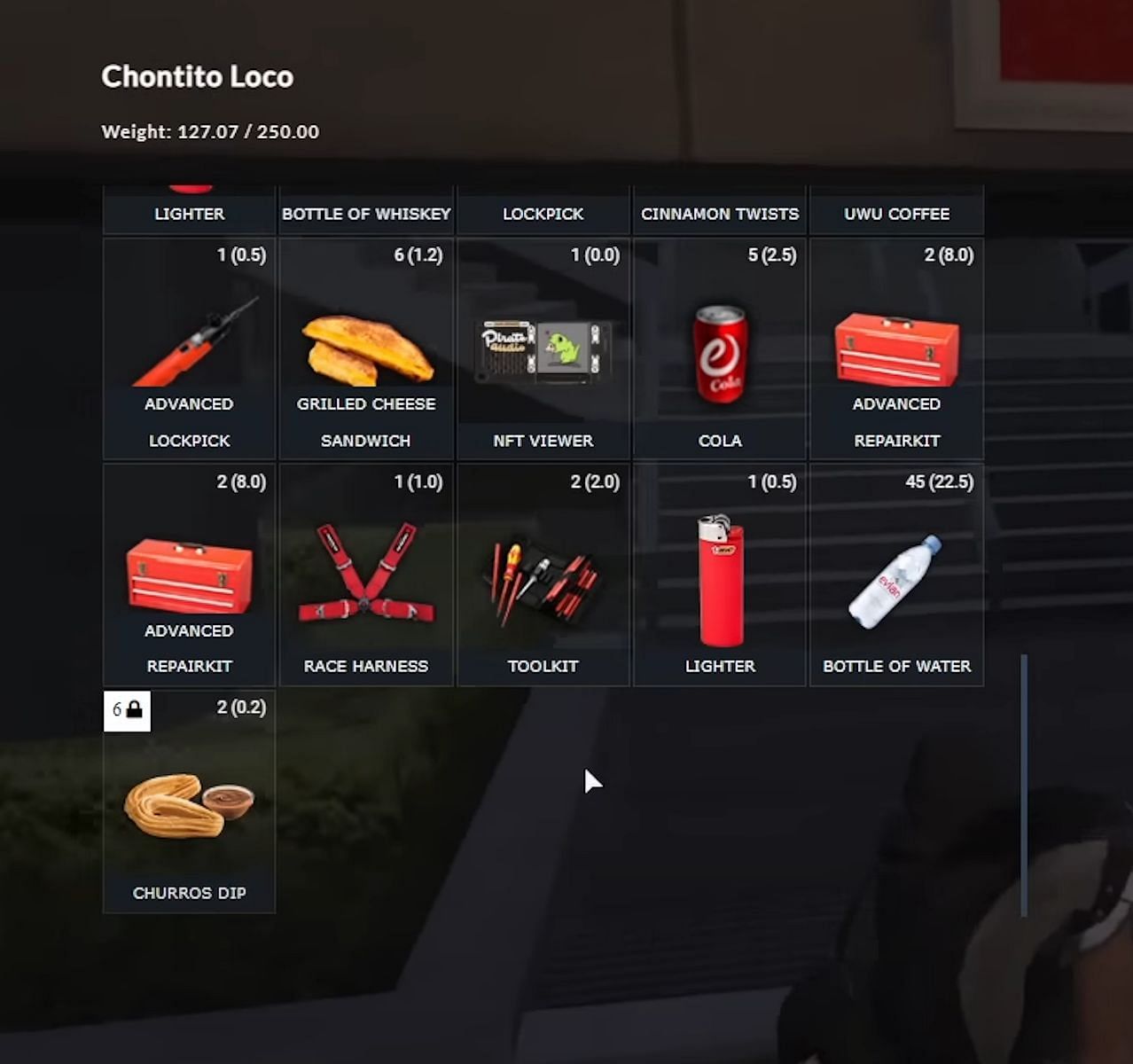 The whole inventory system and its items are a good example of a gameplay feature commonly found in GTA RP (Image via Dose of Crown)