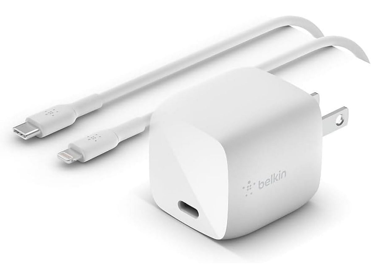 The Belkin BoostCharge is a compact GaN charger for iPhones. (Image via Amazon)
