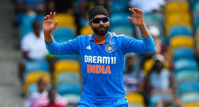 Asia Cup 2023 के आगाज से पहले रविंद्र जडेजा ने बदला अपना लुक, स्टाइलिश अंदाज में तस्वीरें की शेयर