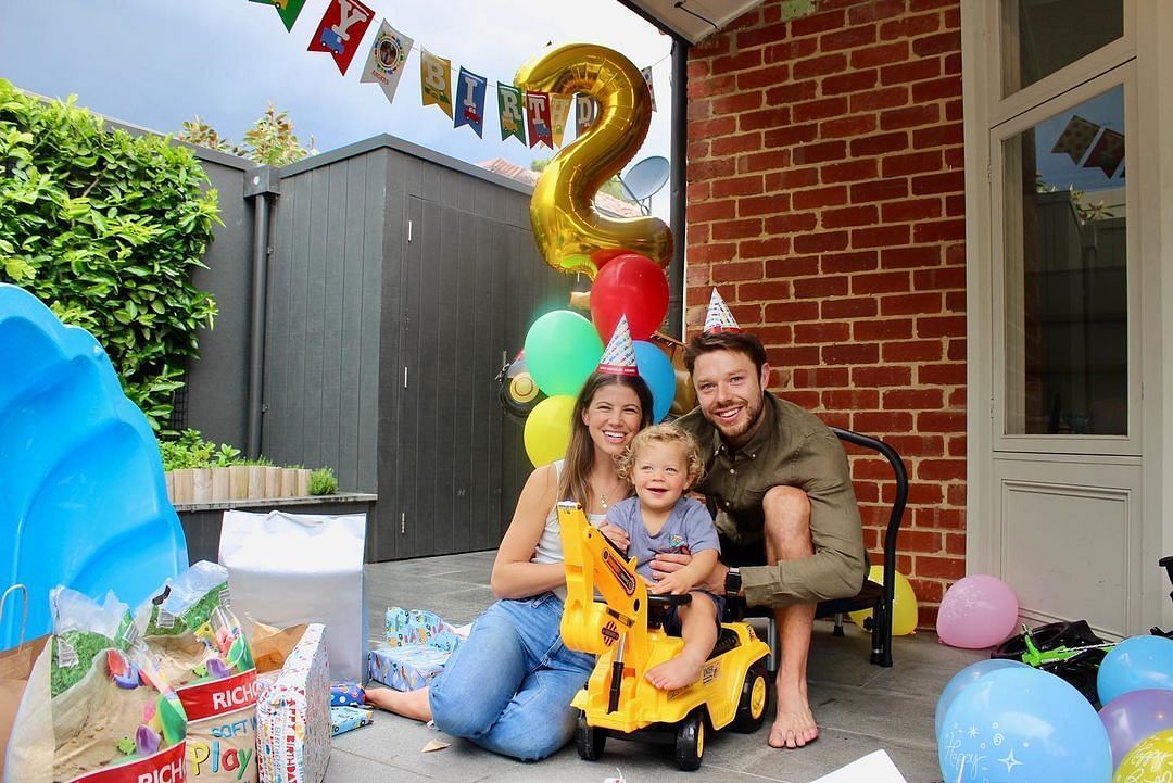 Matthew Dellavedova and Anna Schroeder with their son