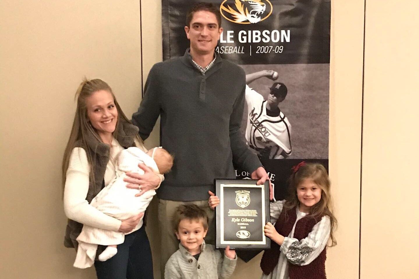 Kyle Gibson with Elizabeth Straatmann and kids