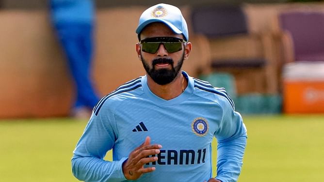 "KL Rahul is a good player, but he will have to wait for his chances" - Harbhajan Singh feels that Team India cannot drop either Shreyas or Kishan