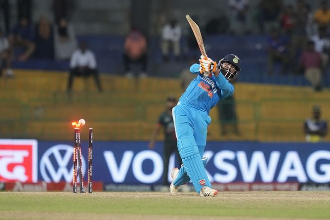 “We are talking about No. 8, but Jadeja needs to score at No. 7” - Aakash Chopra admits all-rounder's ODI form a worry