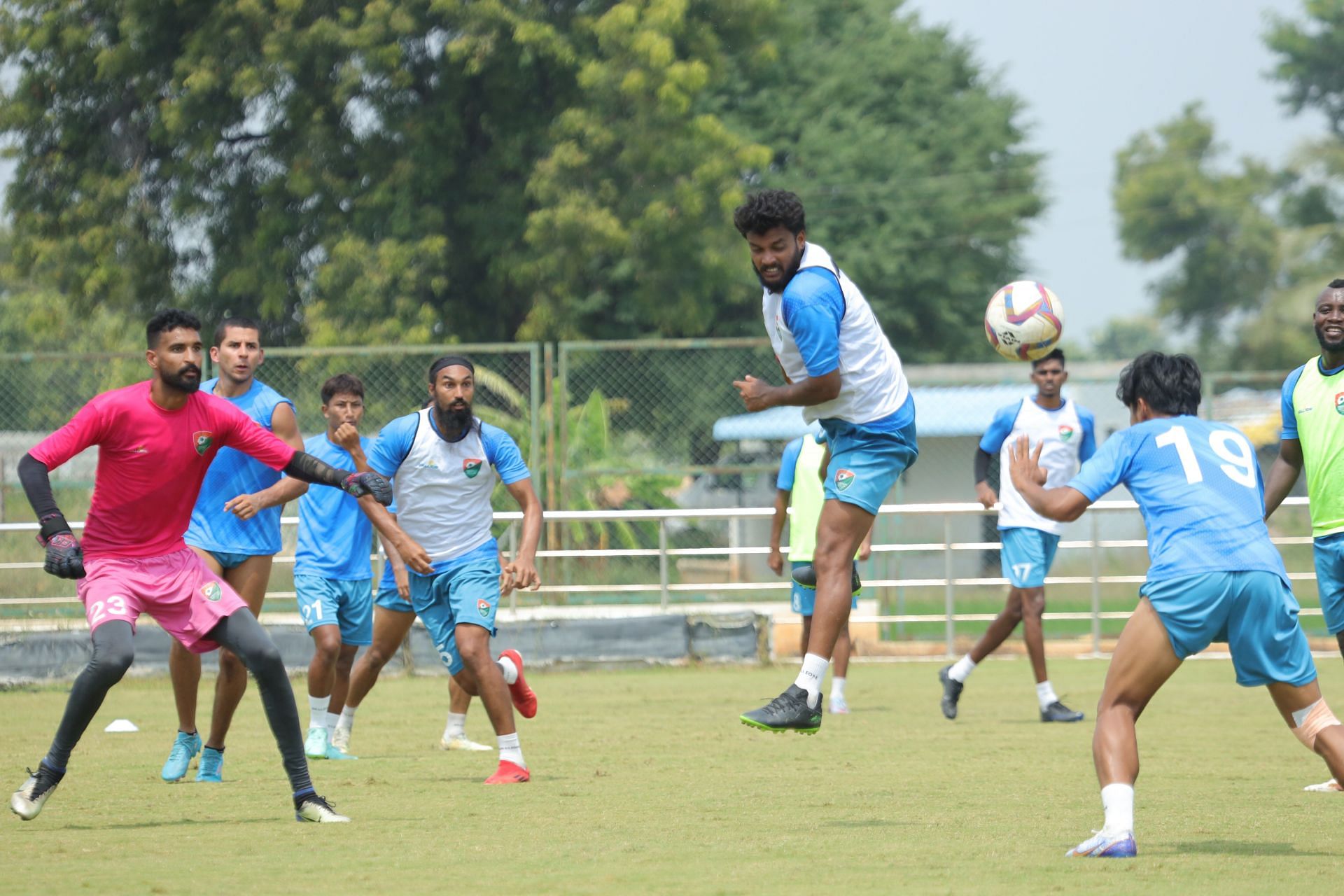 Sreenidi Deccan players in training (Credits: SDFC media)