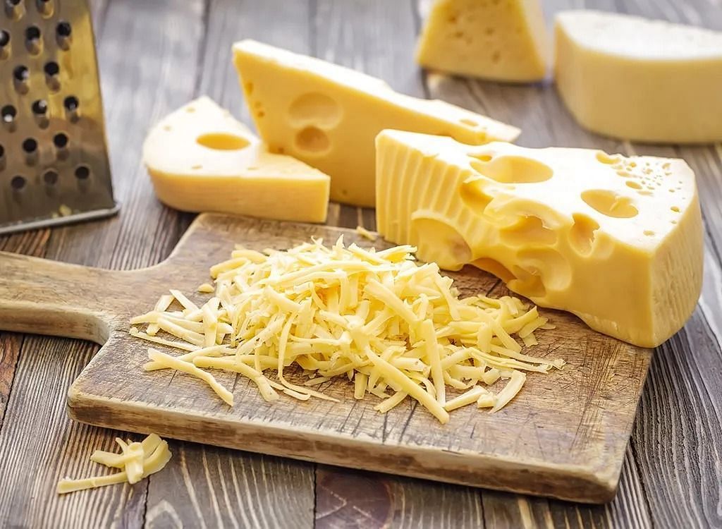 Cheese low in fat (Image via Getty Images)