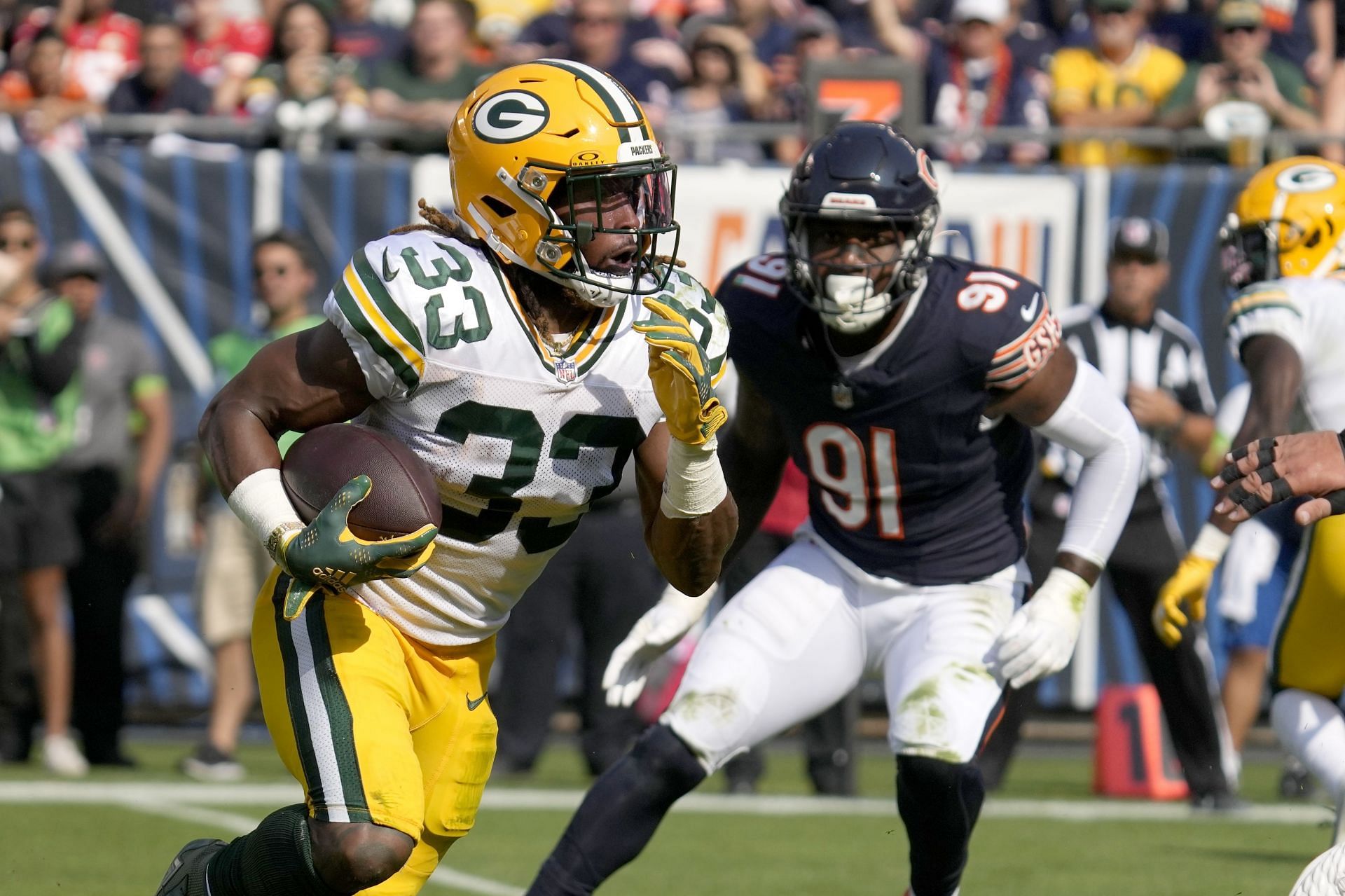 Is Aaron Jones playing today vs Saints? Packers RB's status explored