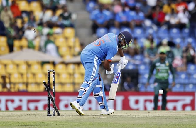 Shaheen Shah Afridi and the threat of the balls he doesn't bowl
