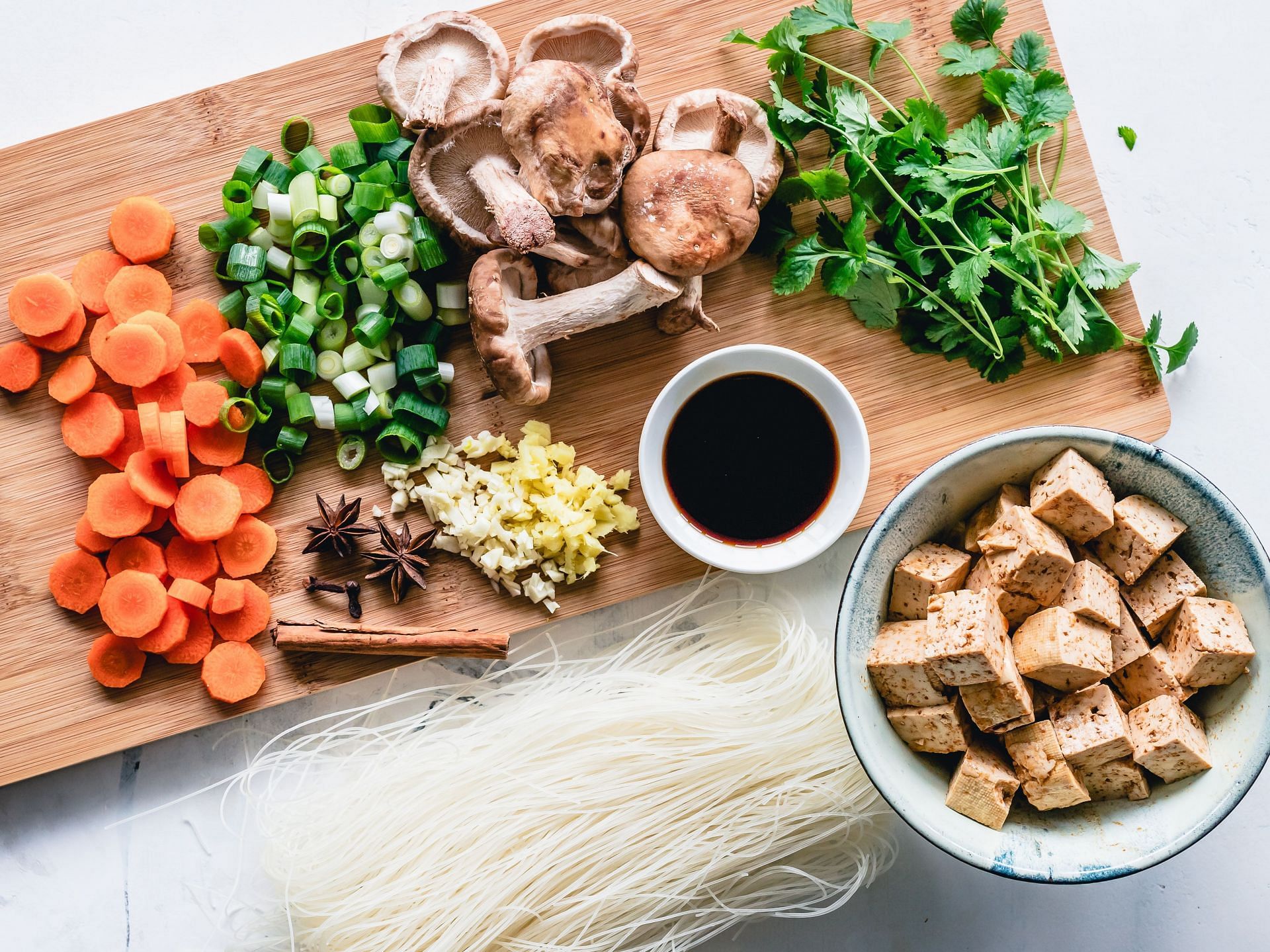 Tofu and mushrooms. (Image credits: Pexels/ Ella Olsson)