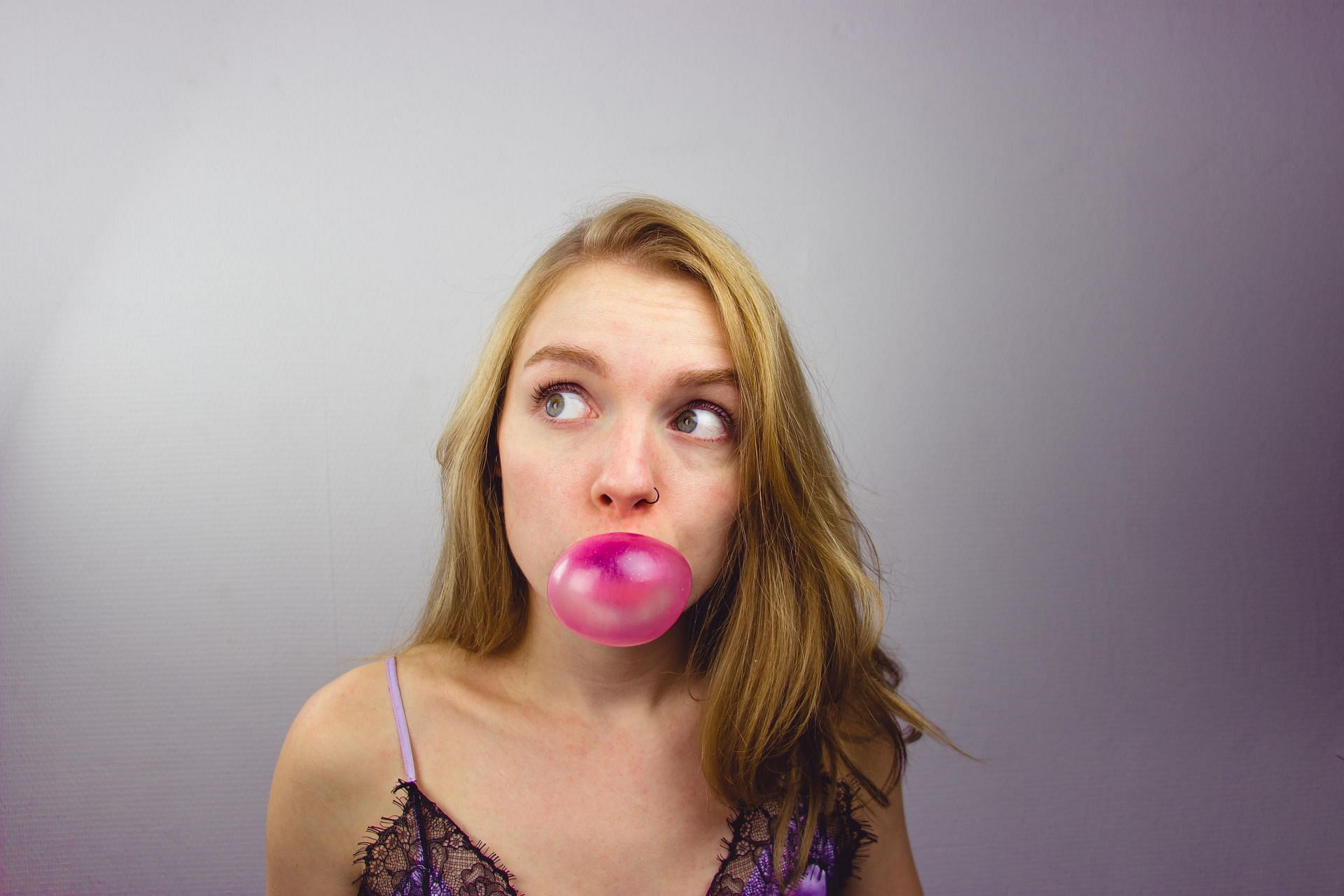 What Happens On Swallowing Chewing Gum Myth Busted By A Doctor