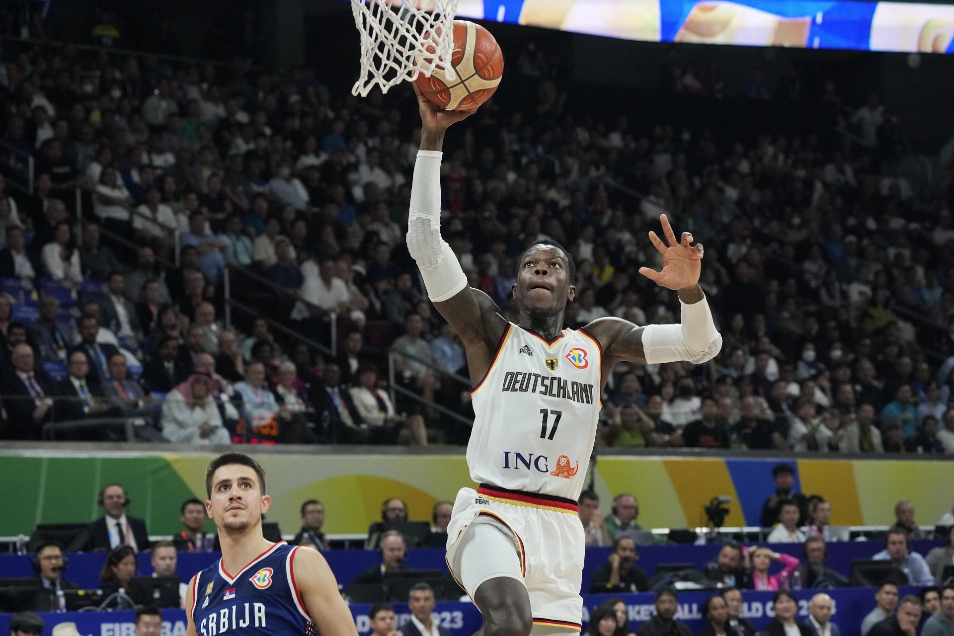 Germany head coach tries to grab Raptors' Dennis Schroder in heated  altercation at FIBA World Cup