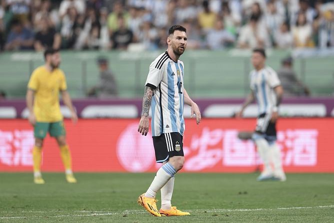 Carlos Tevez explains why he doesn't expect Lionel Messi to play for Argentina at 2026 FIFA World Cup