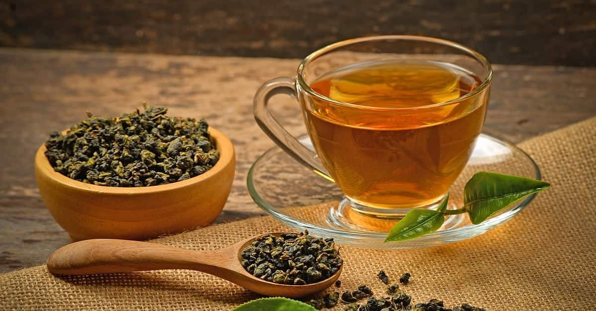 Green tea for clear skin (Image via Getty Images)