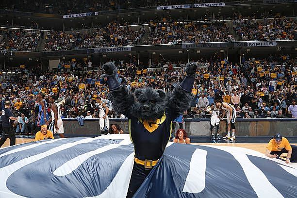 Who is the Memphis Grizzlies' mascot, Grizz?